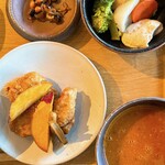 自然派ワイン食堂クラクラ - クラクラ定食（1365円）