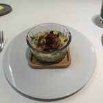 メイ - ❹鮑のソテー、鮑の肝と黒米とほうれん草のリゾット、オランデーソースのグラタン仕立て。
      