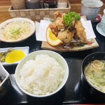 お食事処 樹 - 料理写真:唐揚げ定食