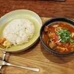 パンチマハル - チキンカレー