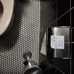Nomad - トイレに入るたび魂揺さぶられる