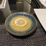焼肉 喰心 - レモン汁