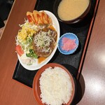Ajinosato Otafuku - おろしハンバーグ定食
