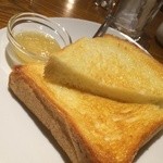 マルカフェ - ２０１４年蜂蜜トースト
