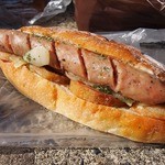 ベーカリーキッチン ラッグルッピ - ウインナーにじゃが芋　200円ちょっと