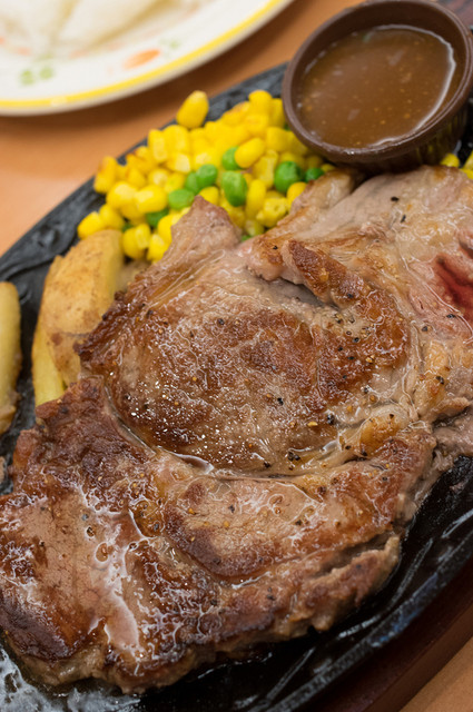 なにもサイゼリヤでステーキを食べなくても By 犀の角 サイゼリヤ 新大久保明治通り店 東新宿 ファミレス 食べログ なにもサイゼリヤでステーキを食べなくても By 犀の角 サイゼリヤ 新大久保明治通り店 東新宿 ファミレス 食べログ