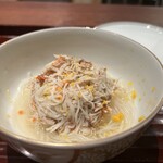 廣澤 - せこ蟹（北海道産）身＆内子＆外子、ビーフン敷
      き、白湯スープ添え、削り黄柚子皮掛け