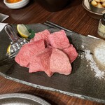 備長炭焼肉としゃぶしゃぶ 仔虎 - 