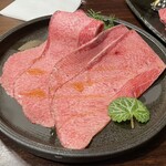備長炭焼肉としゃぶしゃぶ 仔虎 - 