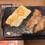 ステーキ食堂 ワンダーステーキ - 牛ロース&チキンステーキセット（1100円）