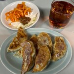 赤坂珉珉 - 餃子と、紹興酒、お通し