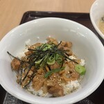 イップウドウ ラーメン エクスプレス - まぶしご飯はチャーシューがパサパサ…