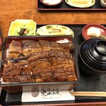 炭火焼うなぎ 東山物産 - 