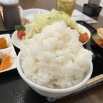 わ楽 - ご飯は…「ハマさん」盛りで