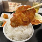 わ楽 - ポークチャップ　オンザライス  