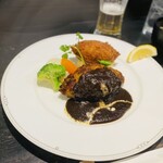 キッチン兆 - ハンバーグ、カニクリームコロッケ　その2