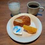 Hoteru Ru-To In - 追加のパンと飲み物