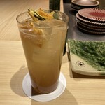 bird's nest - 紅茶ジンジャー(¥770) - 紅茶とジンジャーを合わせたカクテル。甘めのジンジャーエールと紅茶の味の相性は非常に良いです。オリジナリティもあって更に良いです。