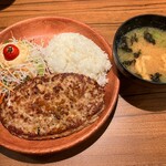 Bikkuri Donki - レギュラーバーグディッシュ　300g 味噌汁