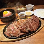 1ポンドのステーキハンバーグ タケル - 