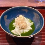 Hirosawa - ①伊勢海老(三重県産)身&味噌のワンタン、縮み法蓮草の金華ハムスープ、うるい添え