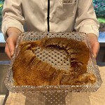 廣澤 - ④真鱶鮫(まぶかさめ、正式名:鼠鮫、宮城県気仙沼産)の尾鰭の鱶鰭