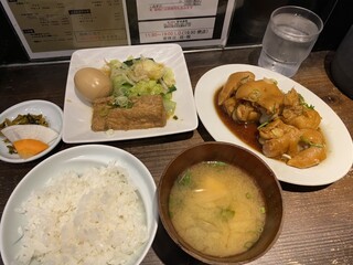 Kugimoto Shokudou - 豚足B定食ランチ980円