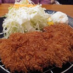 Sankyuu San - 黒豚ロースカツ定食1,430円