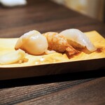 北海寿司と天ぷら すし山 - 鮨3種