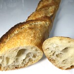 C'EST UNE BONNE IDEE - 自由が丘バゲット 断面