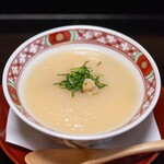 よし町 - 2024.3 蕪蒸し（薄蒸し、つくば鶏、木耳、笹葱、三つ葉、生姜）