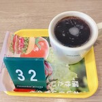 フレッシュネス バーガー - カフェ アメリカーノ アップ！