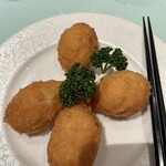 中国料理 星ヶ岡 - 蟹爪のフライ、蟹肉とすり身のコラボ