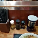 大勝軒 - 調味料