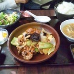 蜀味三国 - 牛肉のオイスターソース炒め定食