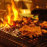 バベル ベイサイド キッチン - 炭火でじっくり焼き上げるグリル料理