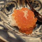 虎白 - 紹興酒とメイクイ酒で漬けたいくら飯