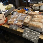 内田珈琲店 - 珈琲豆や、珈琲バッグも売っています