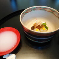 京都 吉兆 名古屋店 - 白酒と伊勢海老、菜の花の酢の物とジュレ