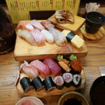 魚路 - 特上にぎりセットと単品