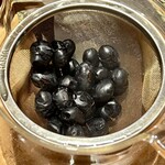 日本料理 仁 - 黒豆茶