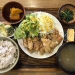 ニシクボ食堂 - 鶏肉の甘辛パリパリ揚げ定食（アップ１）