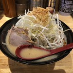 Hanakiryuu Miso - 辛味噌ラーメン（スープ）