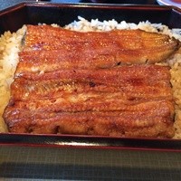 天然うなぎ しま村 - 旧吉野川産　天然うなぎ　お重箱　松　のアップ