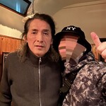 Blues'Bar Shine - 一緒に写真撮ってくれただけでなく、SNSにアップしてもいいよとの寛大なお言葉を頂戴しました( ^ω^ )♫