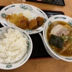 237244660 - 中華そばとライスとドラゴンチキン