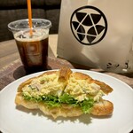 三日月屋 CAFE - アイスコーヒー　¥310
            ポテトサラダ　　¥620