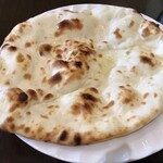 インド料理 ダルバール - 円形ナン