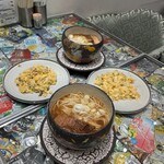 人類みな麺類と焼き飯店 - 