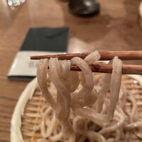 自家製粉石臼挽きうどん 青空blue 本店 - 〆の粗挽きうどん